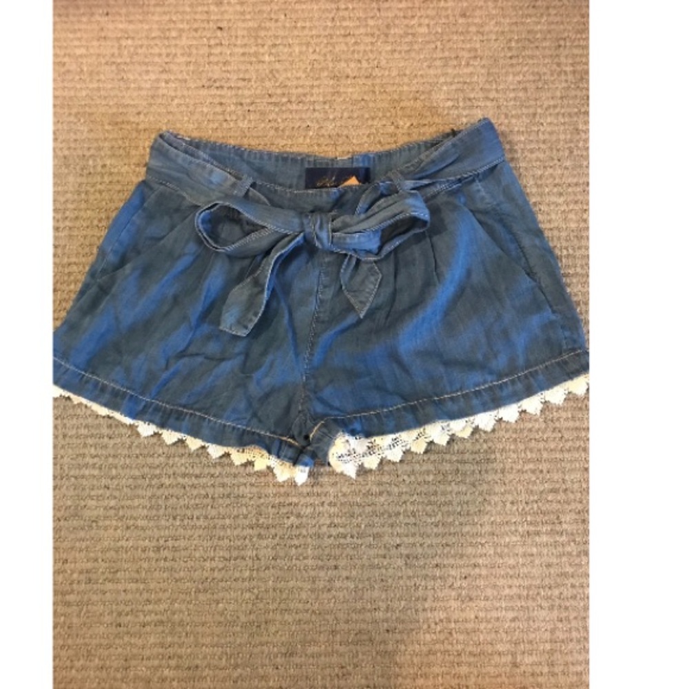 Francesca's soft jean shorts